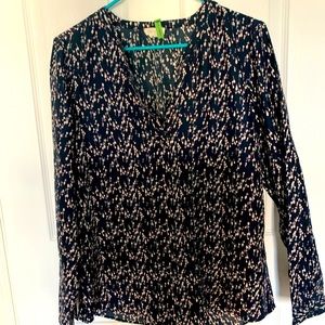 Garnet Hill Navy flowered shirt